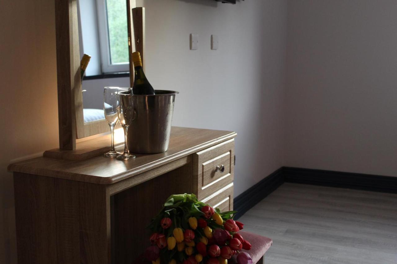 The Dutch Tulip Hostel Mallow Kültér fotó